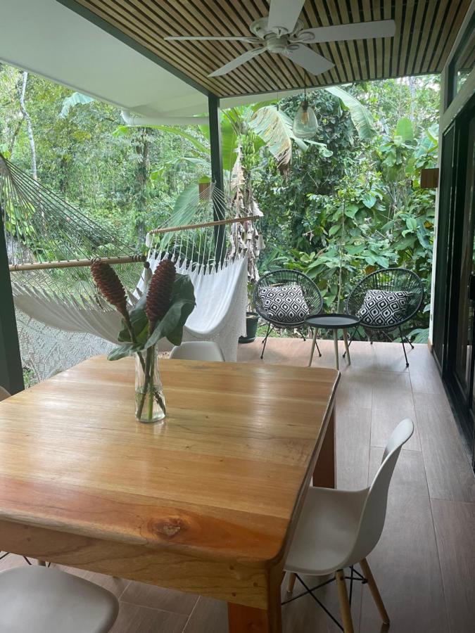 Caribbean Irie - Charming, Luxurious Bungalow In Nature With Ac & Fiber Optic Wifi Puerto Viejo de Talamanca Bagian luar foto